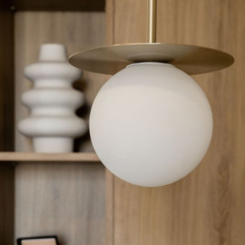 Single pendant lamp with a...
